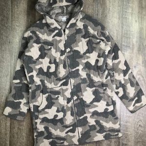Barefoot Dreams Cozy Camo Anorak Size 